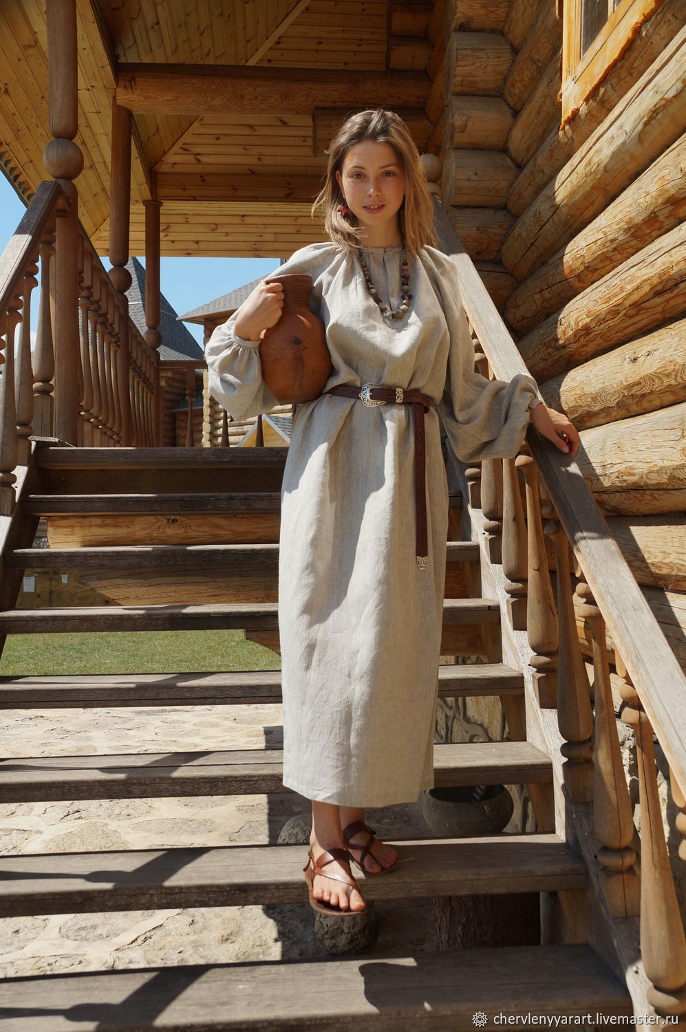 Girls in Slavic costumes in Oslo